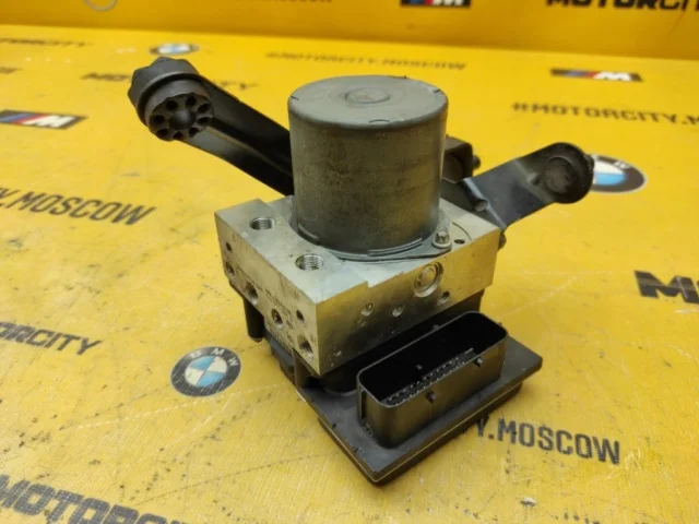 Блок ABS для BMW 5er Е60 2003-2010 на фотографиях