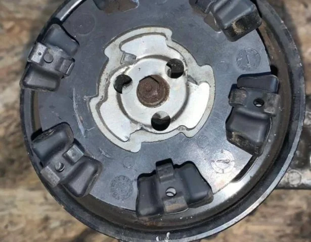 Компрессор кондиционера для BMW X3 F25 2010-2017 на фотографиях