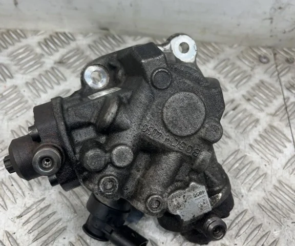 ТНВД для Audi Q7 4M 2015+ на фотографиях