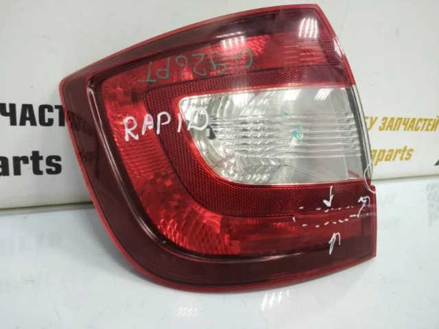 Фонарь левый для Skoda Rapid I NH3 2012-2017 на фотографиях