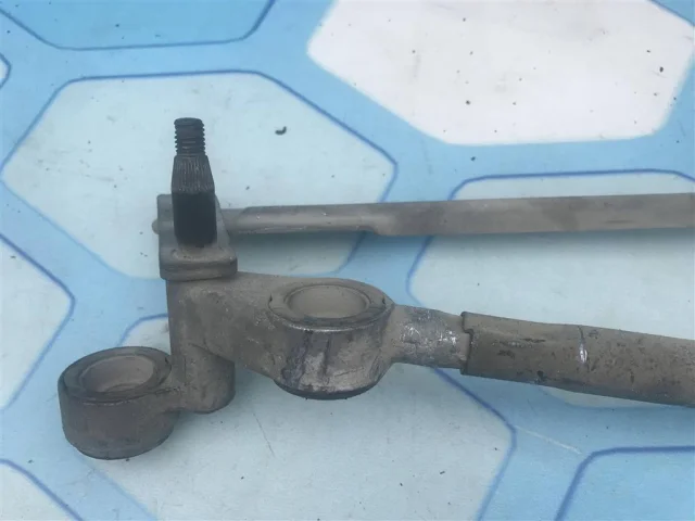 Трапеция стеклоочистителей для Audi Q7 4L 2005-2015 на фотографиях