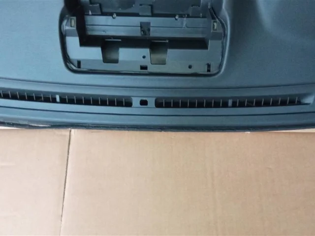 Подушка безопасности пассажира для Subaru Forester SJ 2013-2016 на фотографиях