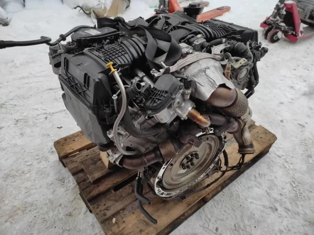 Двигатель без навесного для Mercedes-Benz GL class X166 2012-2016 на фотографиях