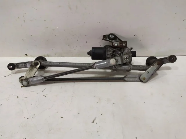 Мотор стеклоочистителя для Nissan Almera Classic B10 2006-2012 на фотографиях