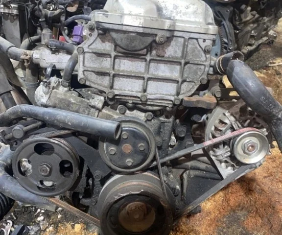 Двигатель без навесного для Nissan Serena C23 1994-1999 на фотографиях
