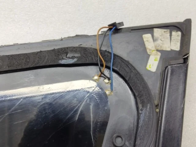 Форточка задняя левая для Audi Q7 4L 2005-2015 на фотографиях