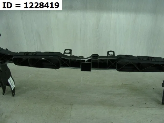 Бампер для Mercedes-Benz GLB class X247 2019+ на фотографиях