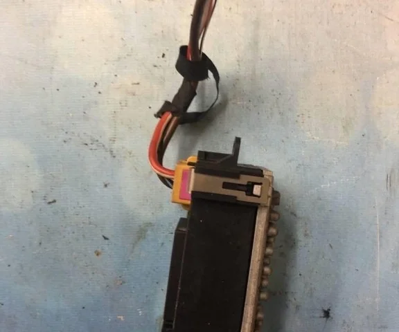 Реостат печки для Volkswagen Passat Variant (B6, Typ 3C) 2004-2010 на фотографиях