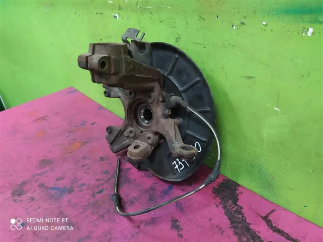 Кулак поворотный правый для Volkswagen Jetta 6 2010-2019 на фотографиях