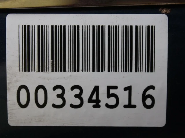 Дверь передняя правая для Audi A4 B7 Avant 2004-2008 на фотографиях