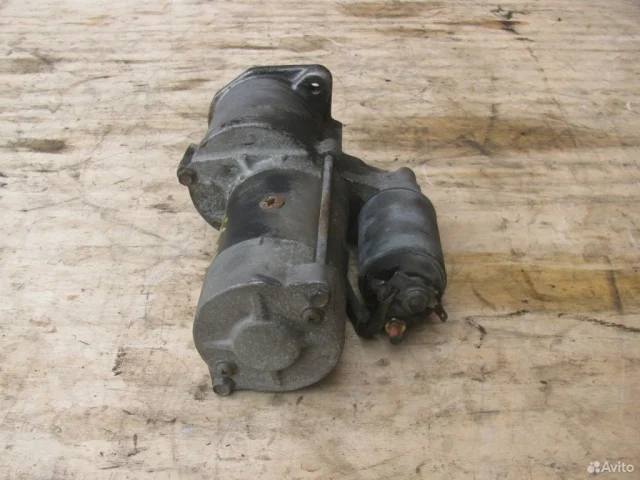 Стартер для Mitsubishi Pajero Sport K90 1997-2009 на фотографиях