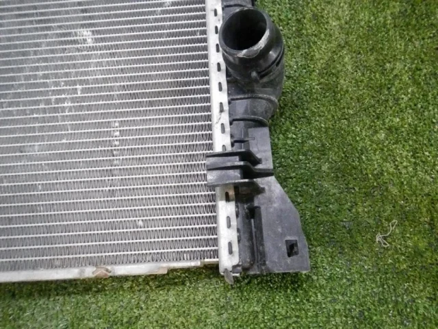 Радиатор охлаждения ДВС для BMW X3 G01 2017-2023 на фотографиях