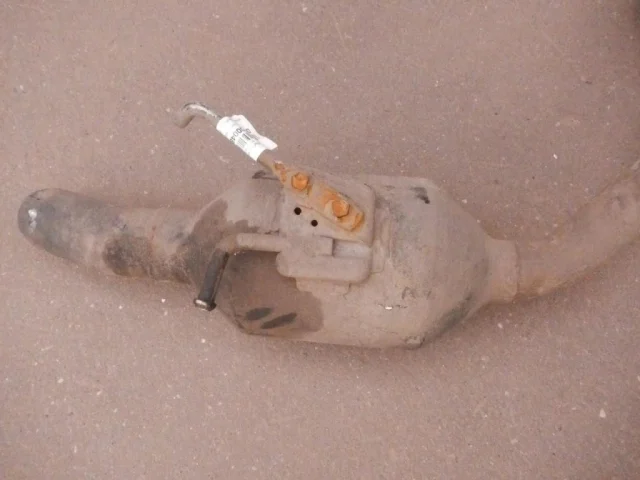 Выхлопная система в сборе для Toyota RAV4 XA40 rest 2015-2019 на фотографиях