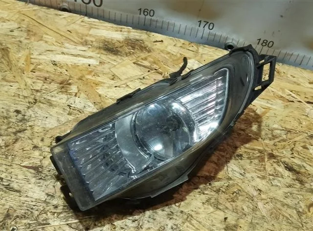 Противотуманка (ПТФ) передняя правая для Opel Insignia Седан A 2008-2017 на фотографиях