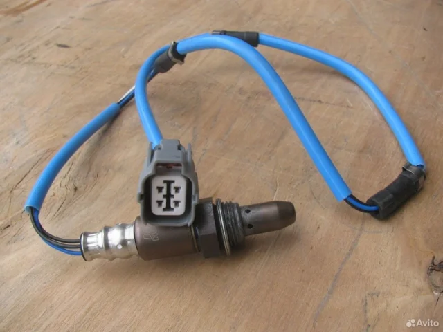 Лямбда-зонд для Honda Accord 7 2002-2008 на фотографиях