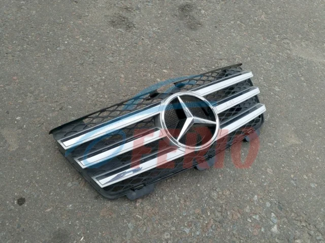 Облицовка решетки радиатора для Mercedes-Benz GL class X164 2006-2012 на фотографиях