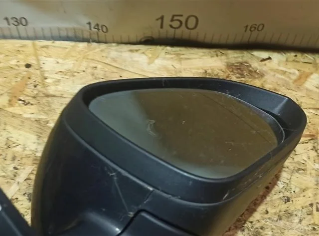 Зеркало боковое правое для Opel Insignia Седан A 2008-2017 на фотографиях