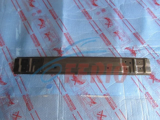 Усилитель заднего бампера для Toyota Corolla E140/E150 Седан 2006-2013 на фотографиях