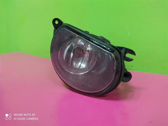 Противотуманка (ПТФ) передняя левая для Audi Q7 4L 2005-2015 на фотографиях