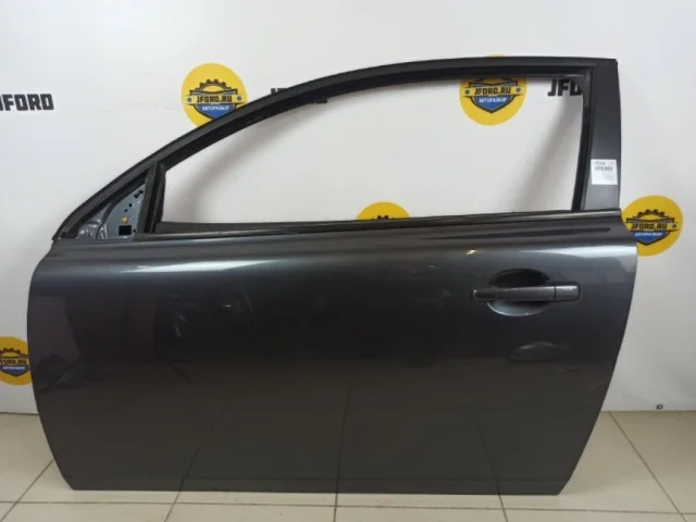 Дверь передняя левая для Volvo C30 MK 2006-2013 на фотографиях