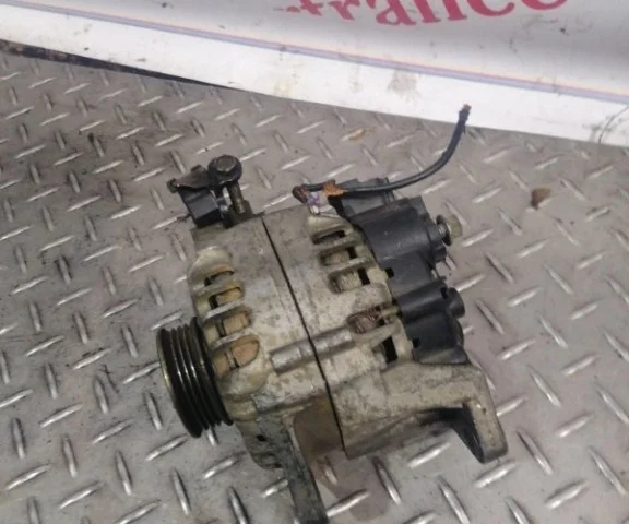 Генератор для Nissan Primera P10 Седан 1990-1996 на фотографиях