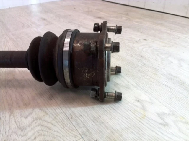 Привод передний правый для Mitsubishi Pajero Sport KH0 rest 2013-2017 на фотографиях