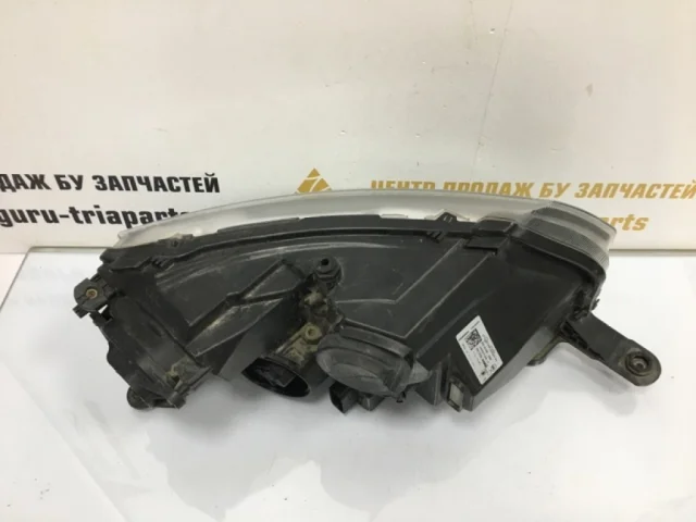Фара ксенон левая для Skoda Rapid I NH3 2012-2017 на фотографиях