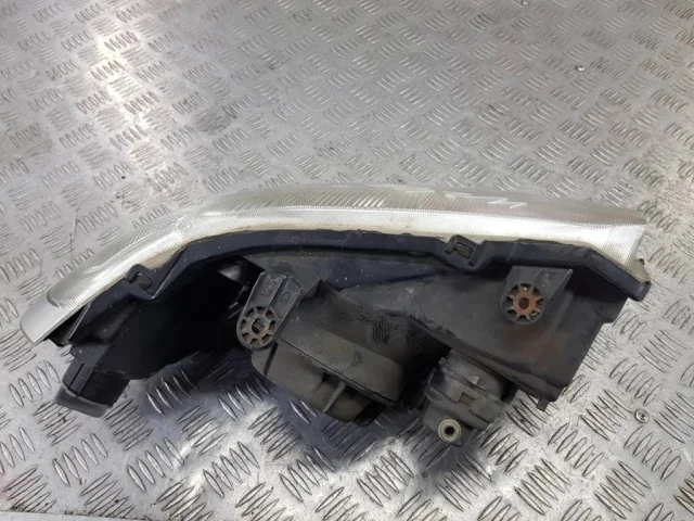 Фары для Land Rover Freelander L314 1998-2006 на фотографиях