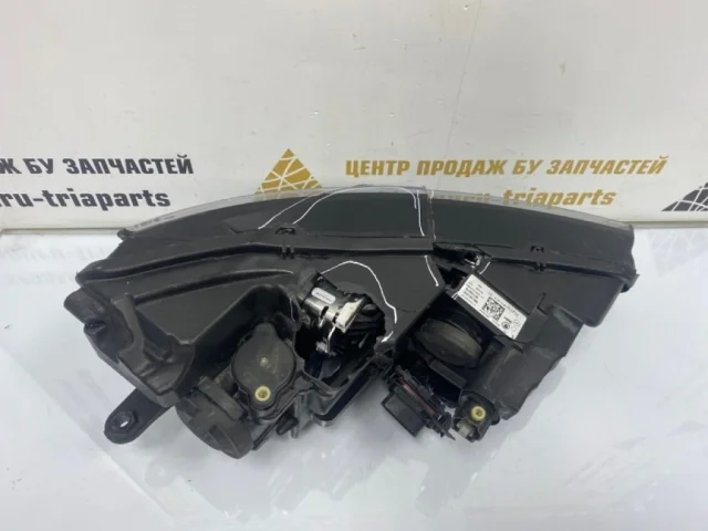 Фонарь левый для Skoda Rapid II 2020+ на фотографиях