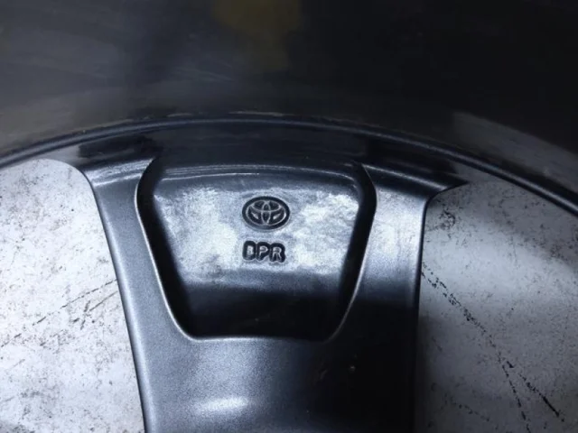 Диск колесный литой для Toyota RAV4 XA50 2019+ на фотографиях