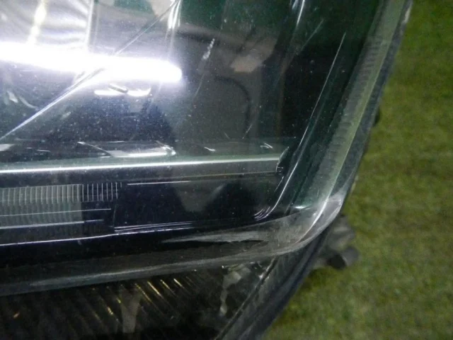 Фара ксенон левая для Skoda Rapid I rest NH3 2017-2020 на фотографиях