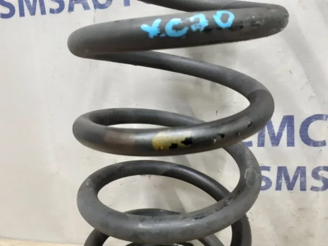 Пружина амортизатора задняя для Volvo XC70 BZ 2007-2016 на фотографиях