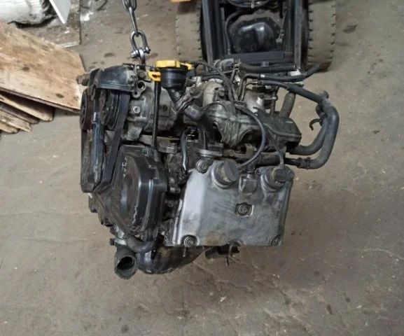 Двигатель без навесного для Subaru Legacy B4 BE 1998-2003 на фотографиях