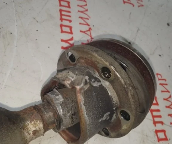 Карданный вал задний для Volvo XC90 I C 2002-2014 на фотографиях