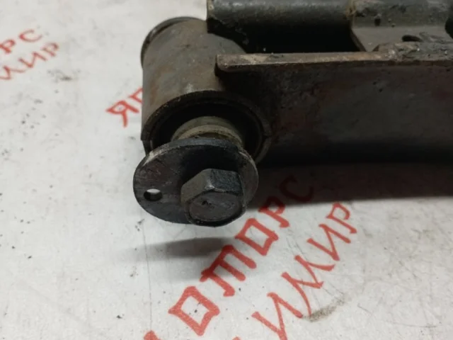 Рычаг задний левый нижний для Suzuki Grand Vitara 2005-2014 на фотографиях