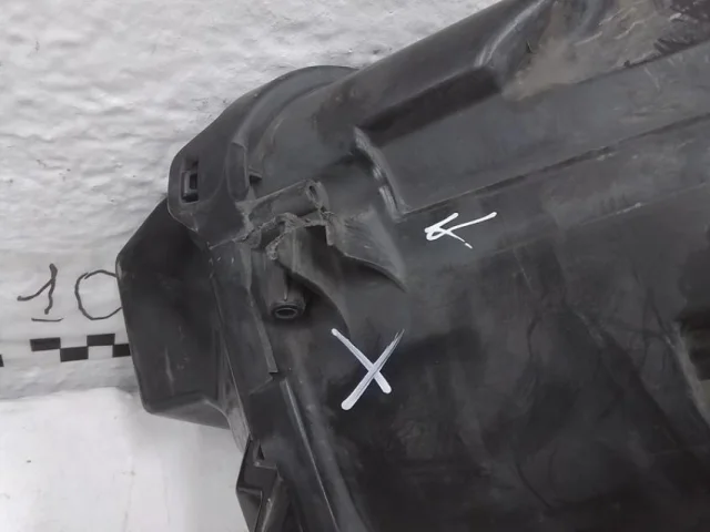 Фара ксенон левая для Skoda Rapid II 2020+ на фотографиях