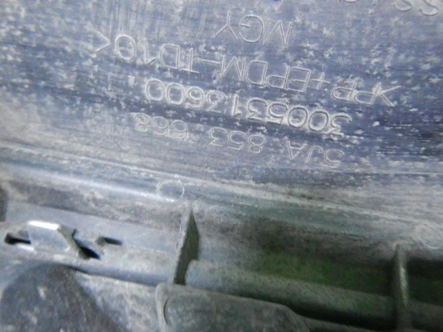 Решетка радиатора для Skoda Rapid I NH3 2012-2017 на фотографиях