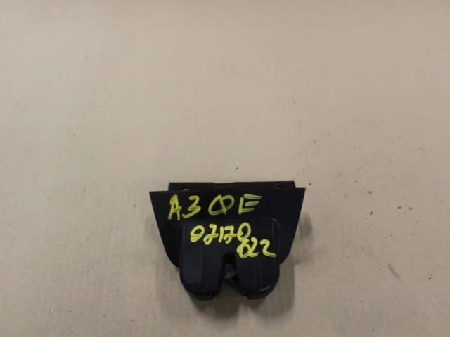 Замок багажника для Audi Q7 4L 2005-2015 на фотографиях