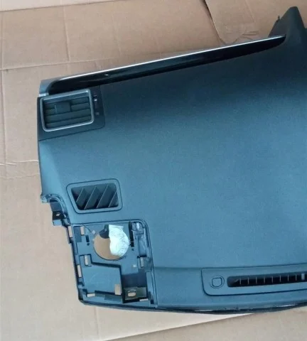 Подушка безопасности пассажира для Subaru Forester SJ 2013-2016 на фотографиях