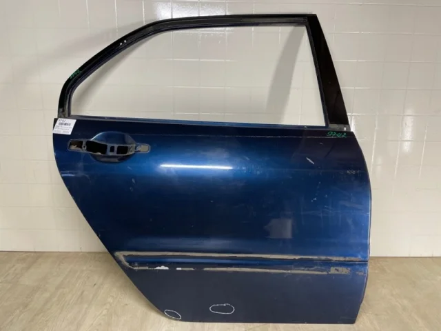 Дверь задняя правая для Mitsubishi Lancer 9 Седан CS 2003-2010 на фотографиях