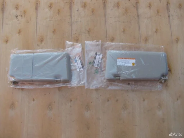 Козырек солнцезащитный правый для Nissan Tiida SC11 Седан 2007-2014 на фотографиях