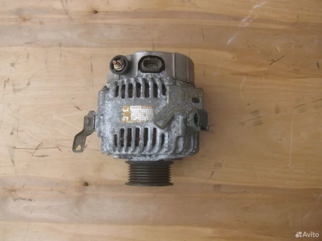 Генератор для Toyota RAV4 XA20 2000-2005 на фотографиях