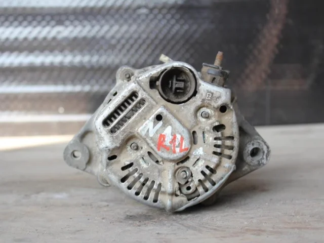 Генератор для Toyota RAV4 XA10 1994-2000 на фотографиях