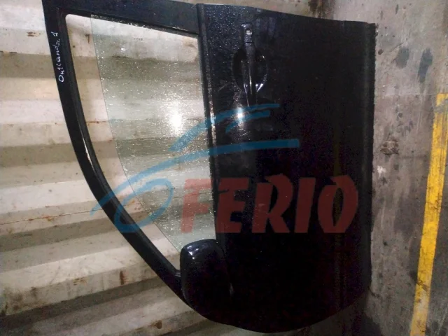 Двери для Mitsubishi Outlander 1 CU0W 2002-2009 на фотографиях