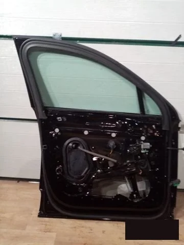 Дверь передняя левая для Audi Q7 4M 2015+ на фотографиях