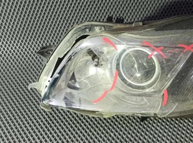 Фара левая для Opel Insignia Хэтчбек A 2008-2017 на фотографиях