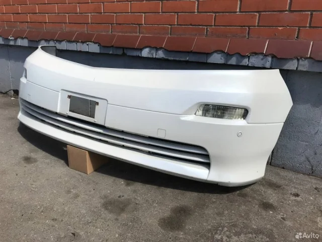 Бампер для Toyota Alphard H10 2002-2008 на фотографиях