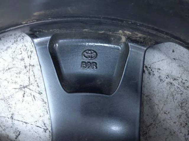 Диск колесный литой для Toyota RAV4 XA50 2019+ на фотографиях