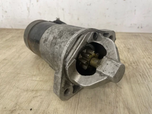 Стартер для Mitsubishi Pajero Sport K90 1997-2009 на фотографиях