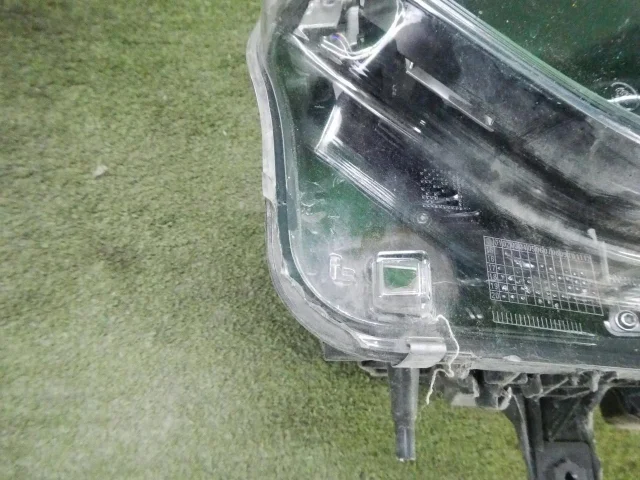 Фара левая для BMW X3 G01 2017-2023 на фотографиях